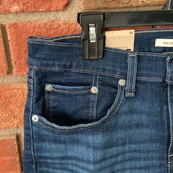 Levi’s Mid Length Cuffed Denim Shorts - Picture 4 of 7